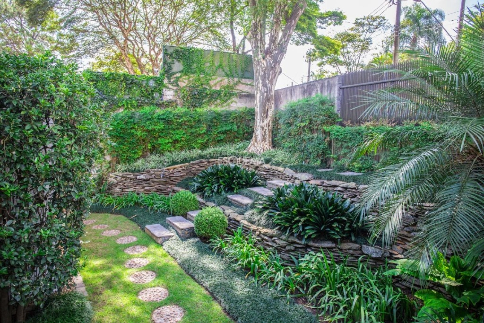 Casa com quadra de tennis e vista no melhor do Guedala. - Imagem 3