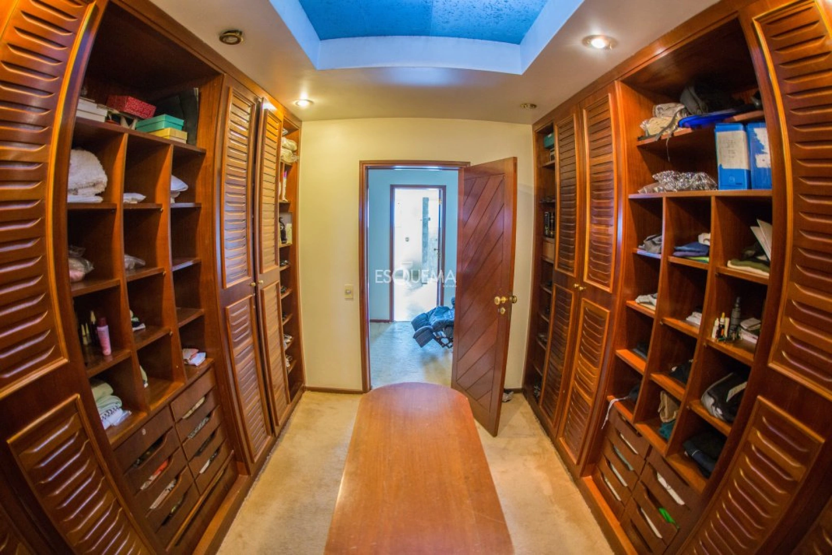 Casa com quadra de tennis e vista no melhor do Guedala. - Imagem 9