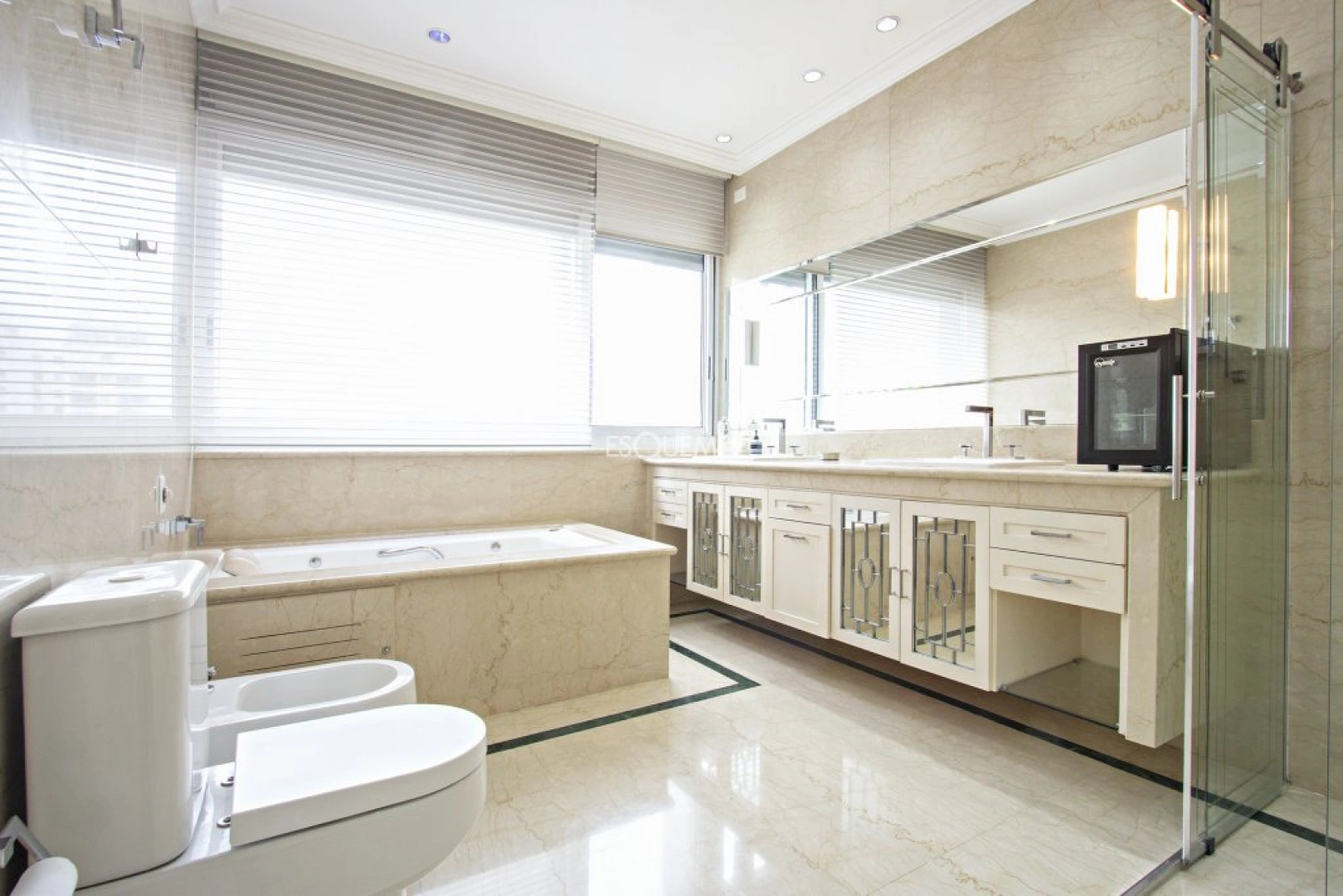 Apartamento próximo à Praça Vilaboim - Imagem 11