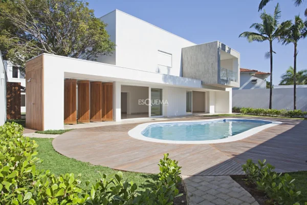 Casa totalmente reformada