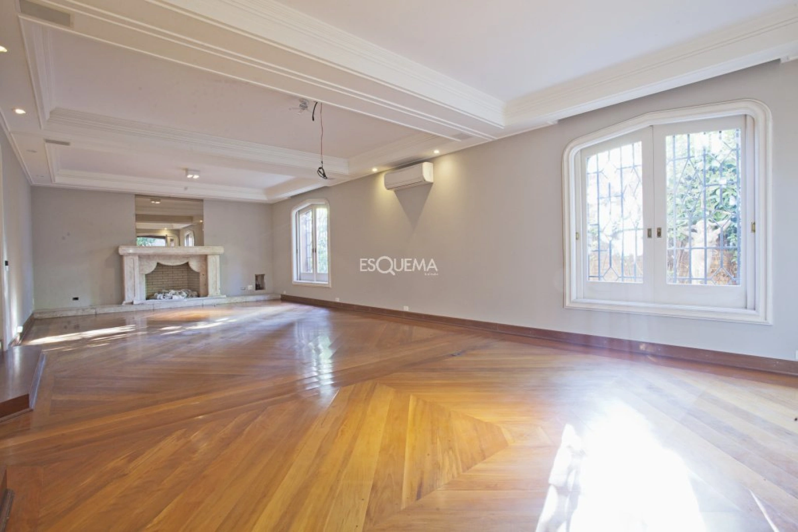 Casa com potencial para modernização - Imagem 4