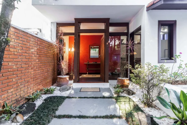 Casa com ambientes integrados e lazer completo