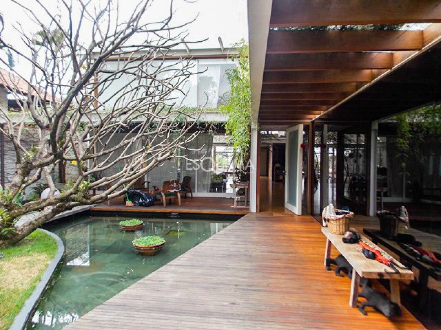 Casa Contemporânea na Chácara Flora - Imagem 1