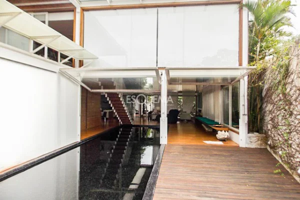 Casa Contemporânea na Chácara Flora