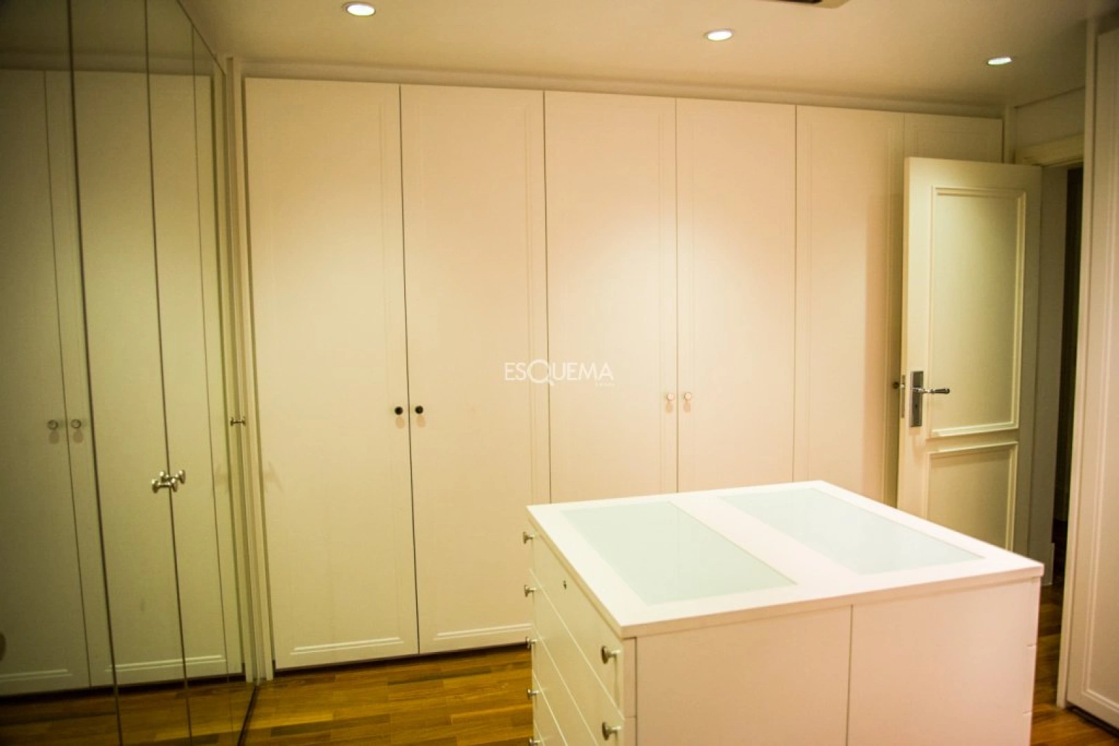 Apartamento em rua exclusiva no Jardim Guedala - Imagem 12
