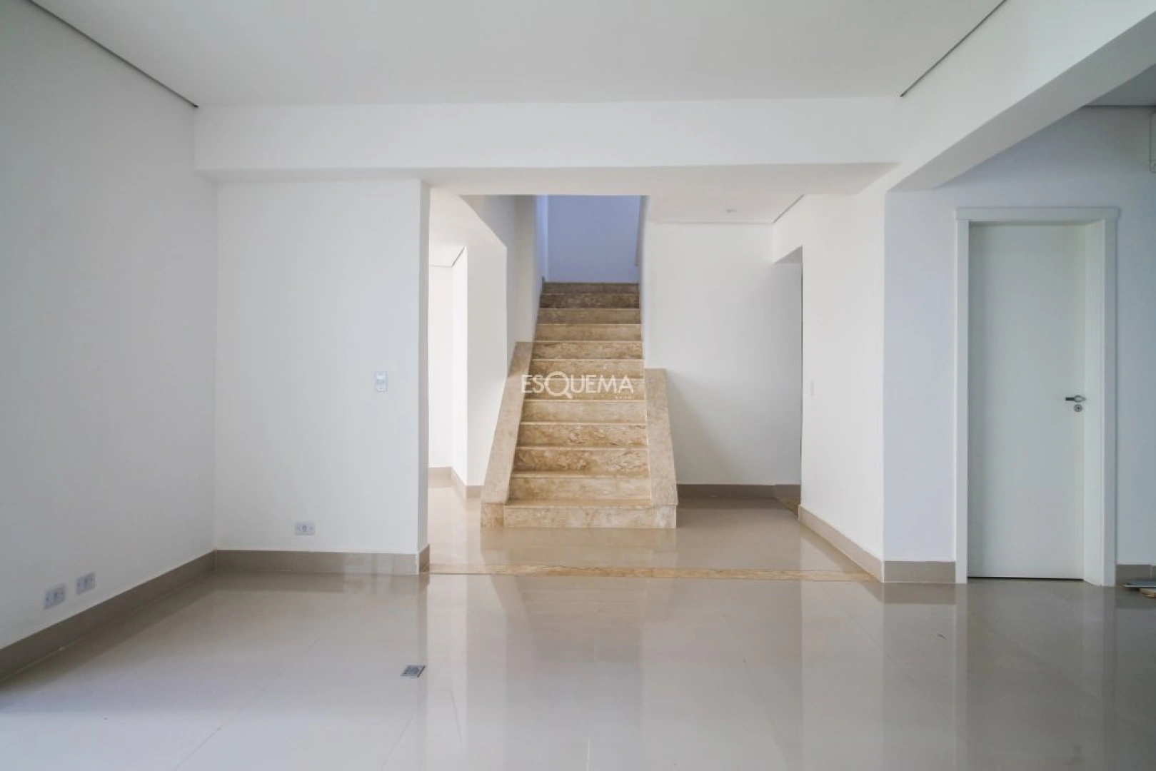 Casa nova no Jardim Europa - Imagem 3
