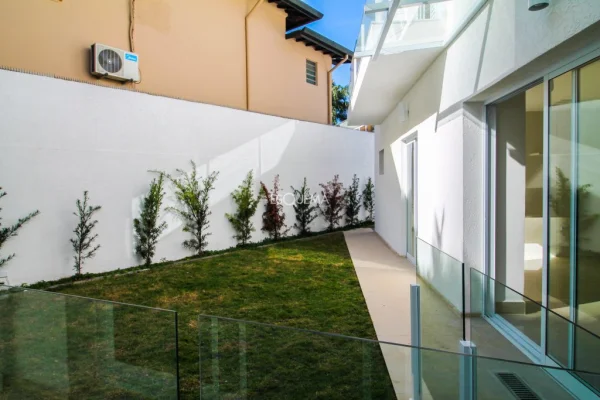 Casa nova no Jardim Europa