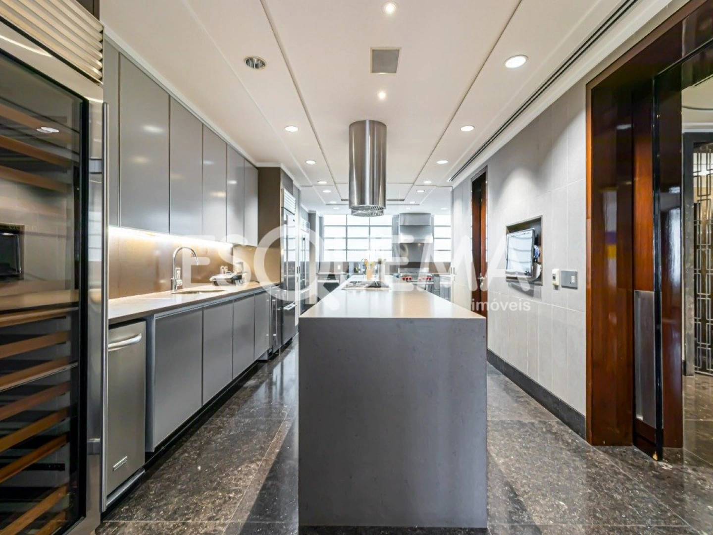 Apartamento reformado com projeto de Kiko Salomão no Jardim Paulista - Imagem 11