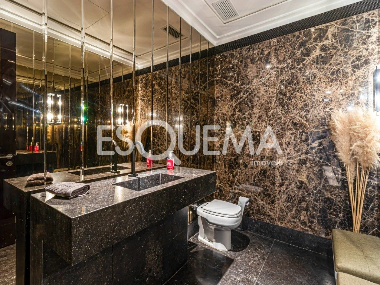 Apartamento reformado com projeto de Kiko Salomão no Jardim Paulista - Imagem 14