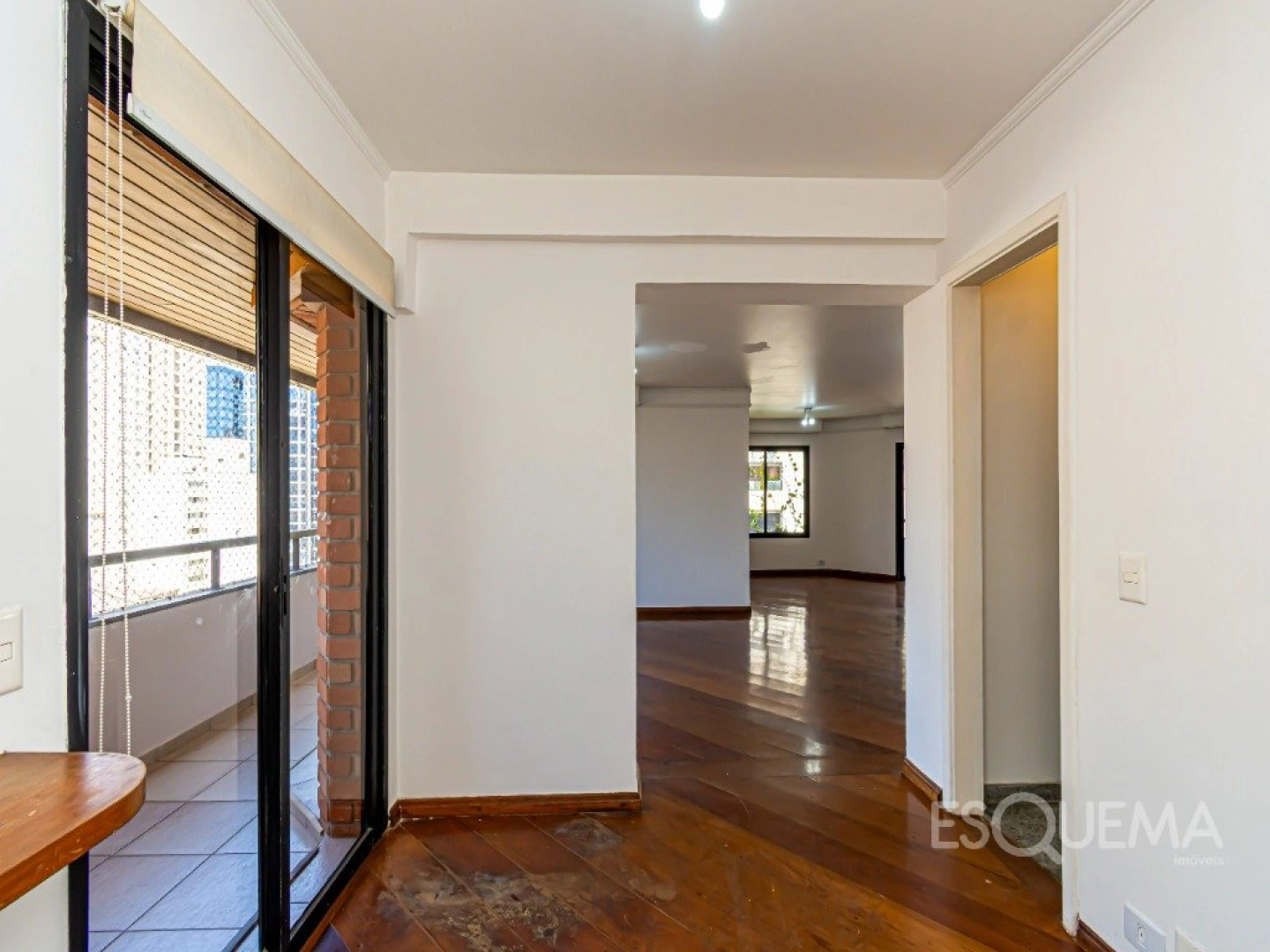 Apartamento amplo em rua tranquila no Itaim Bibi - Imagem 12