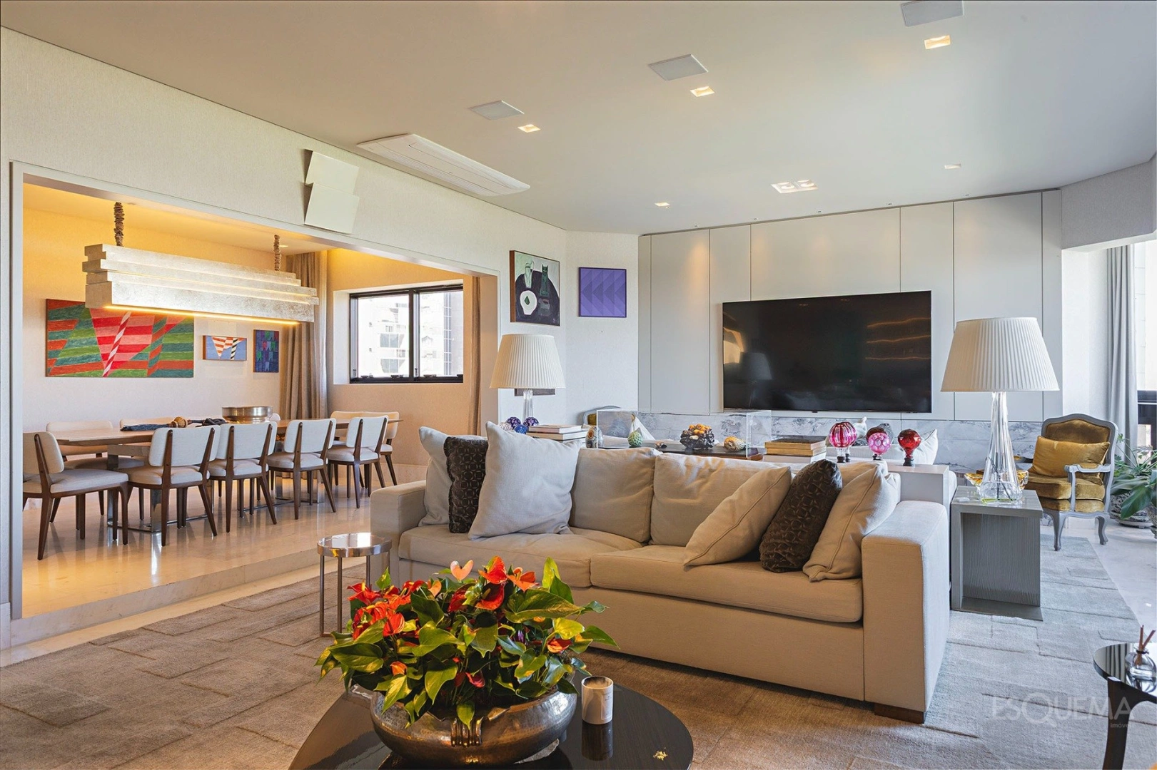 Apartamento reformado e com varanda - Imagem 2