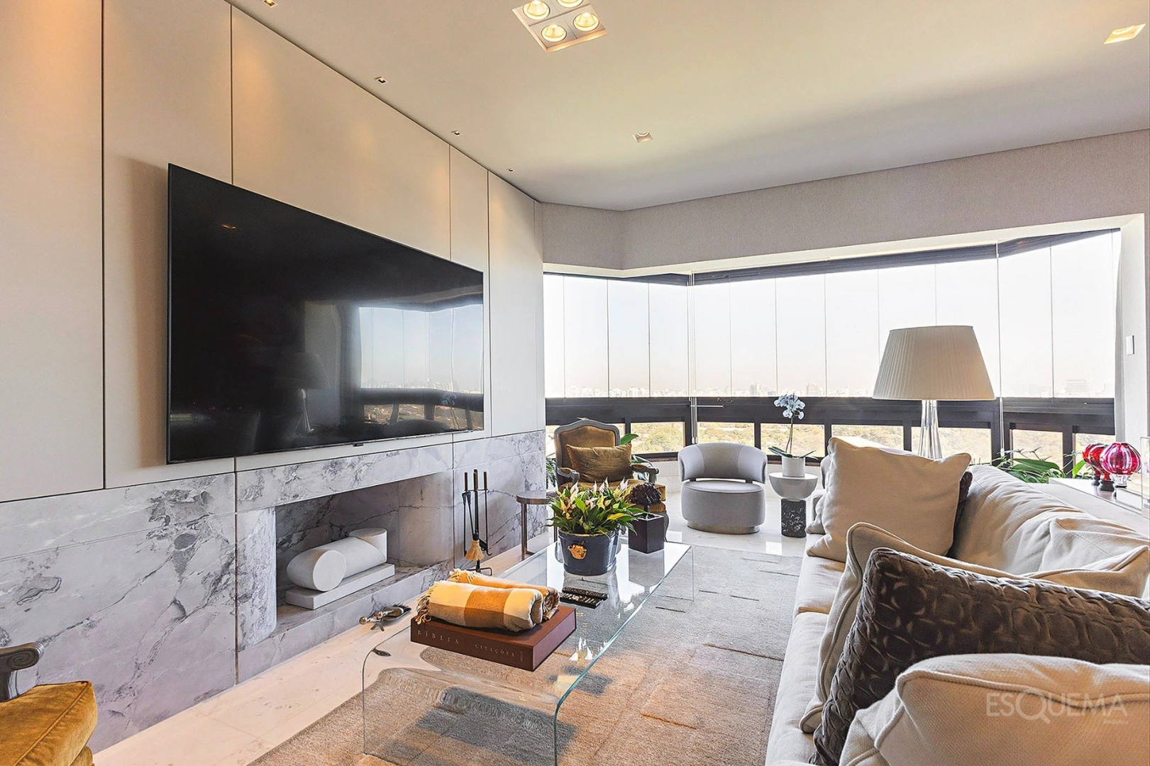 Apartamento reformado e com varanda - Imagem 3