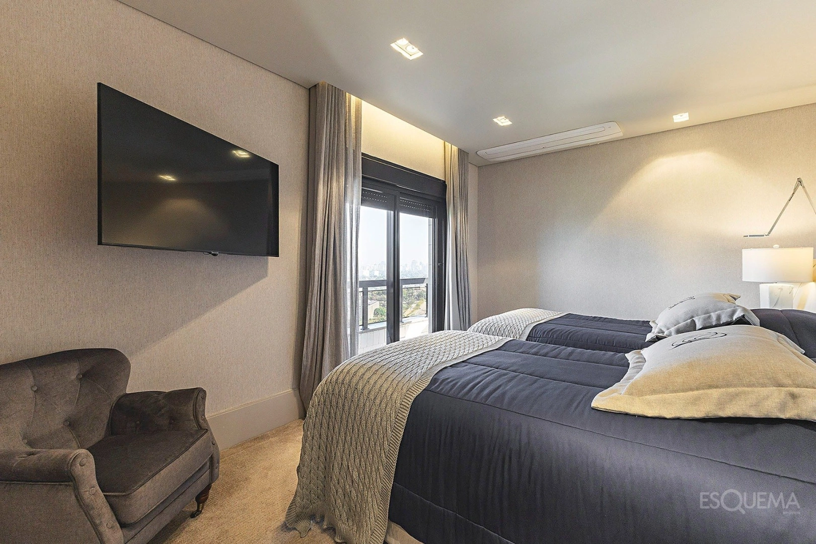 Apartamento reformado e com varanda - Imagem 8