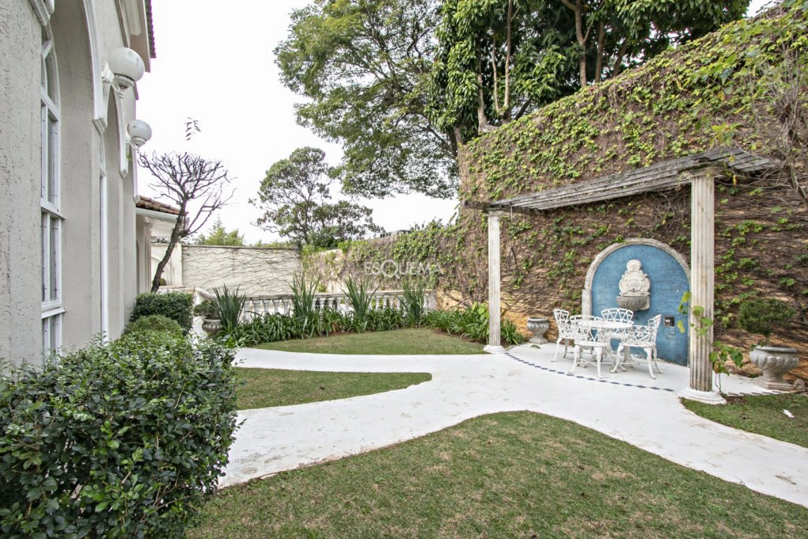 Casa em rua fechada na Cidade Jardim - Imagem 7