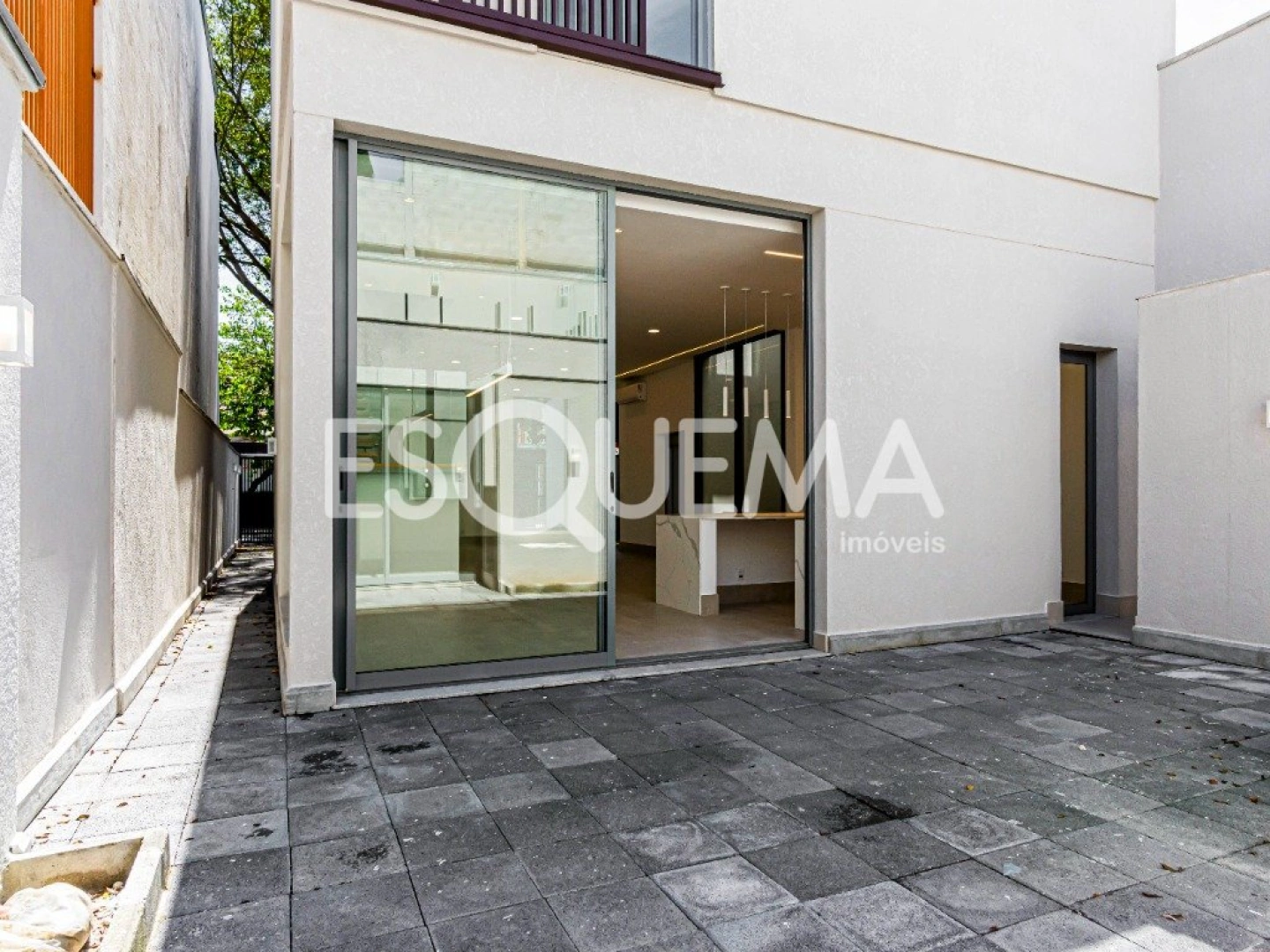 Casa nova com projeto moderno - Imagem 11