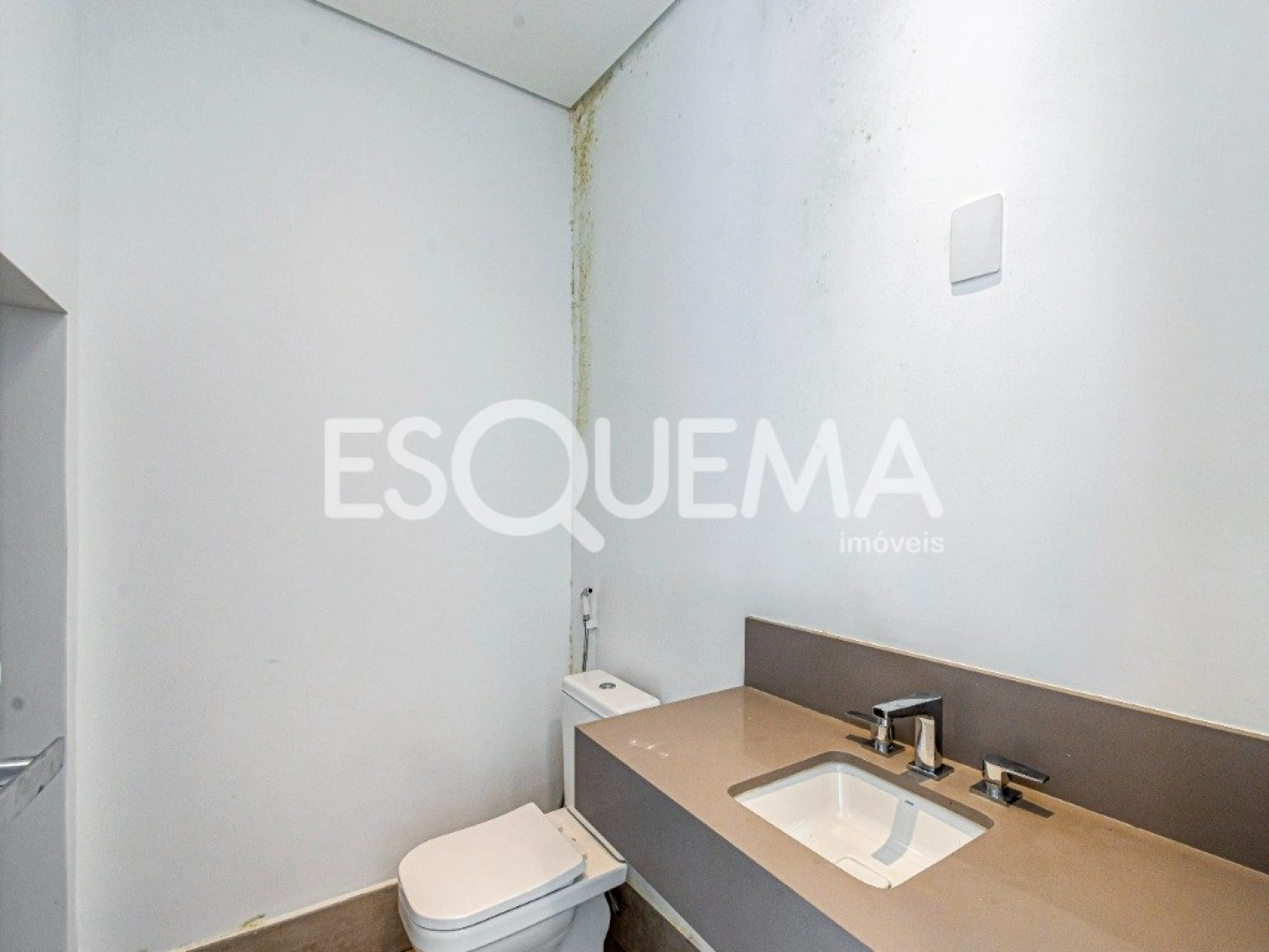 Casa nova com projeto moderno - Imagem 13