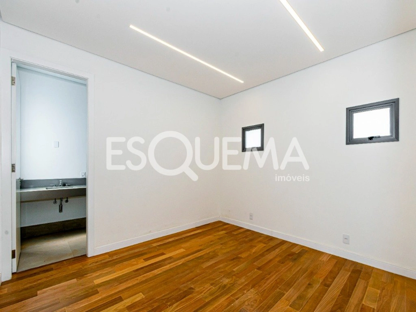 Casa nova com projeto moderno - Imagem 14