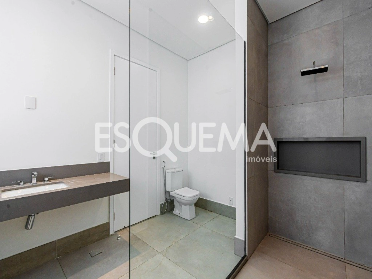 Casa nova com projeto moderno - Imagem 15