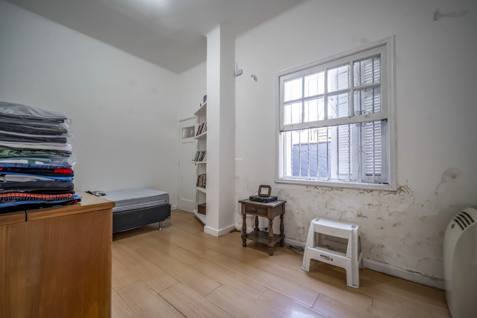 Casa para modernização em localização privilegiada - Imagem 12