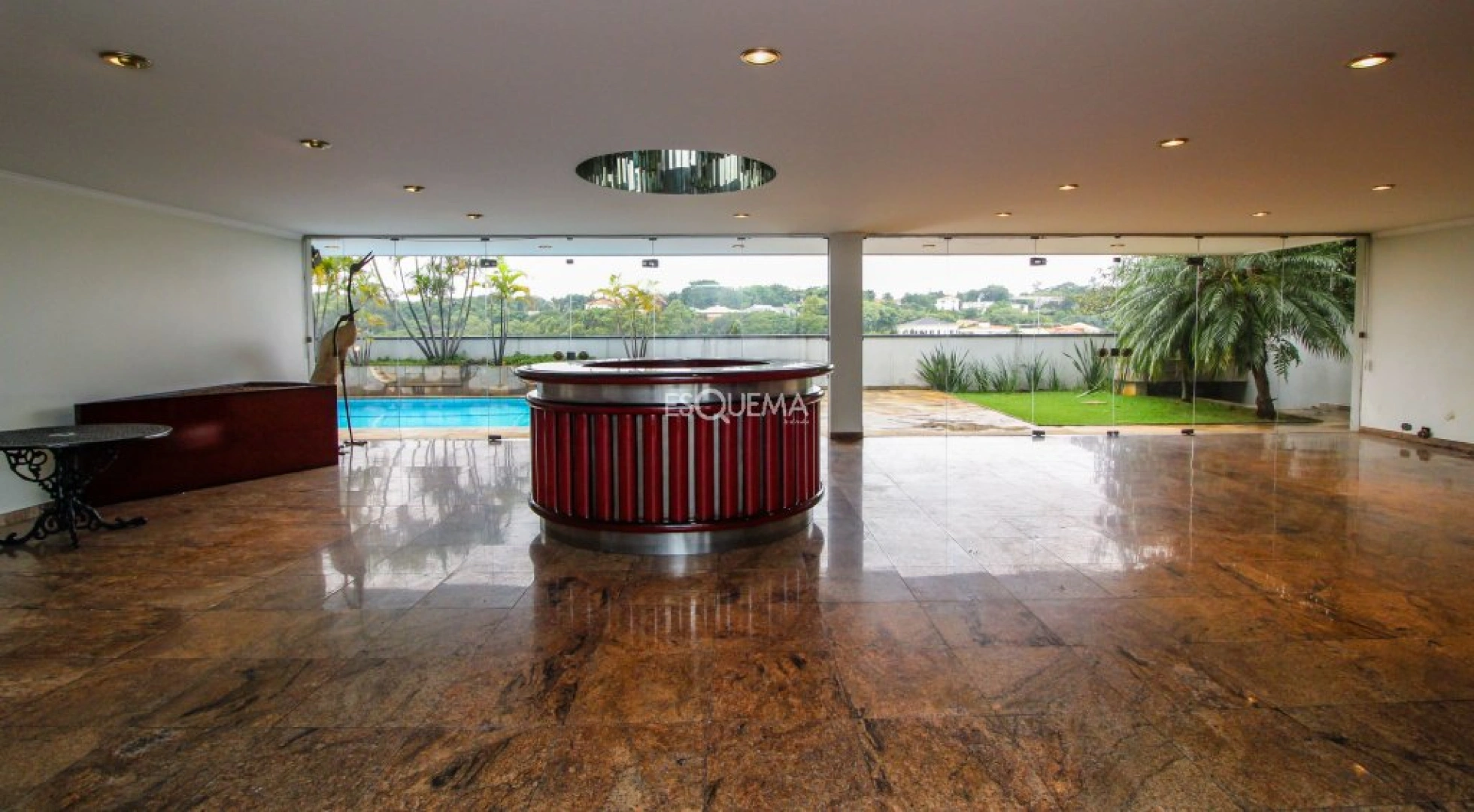 Casa em estilo clássico de alto padrão - Imagem 12