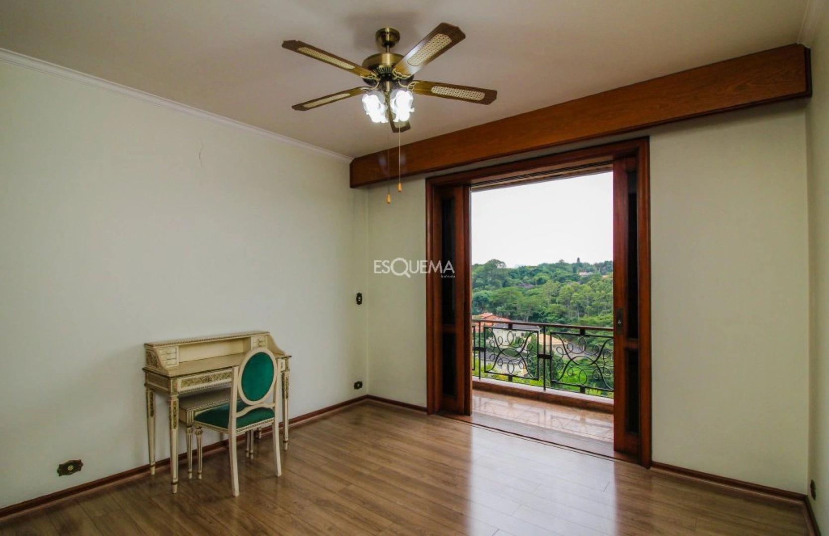 Casa em estilo clássico de alto padrão - Imagem 15
