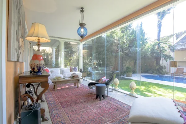 Casa com piscina no Cidade Jardim