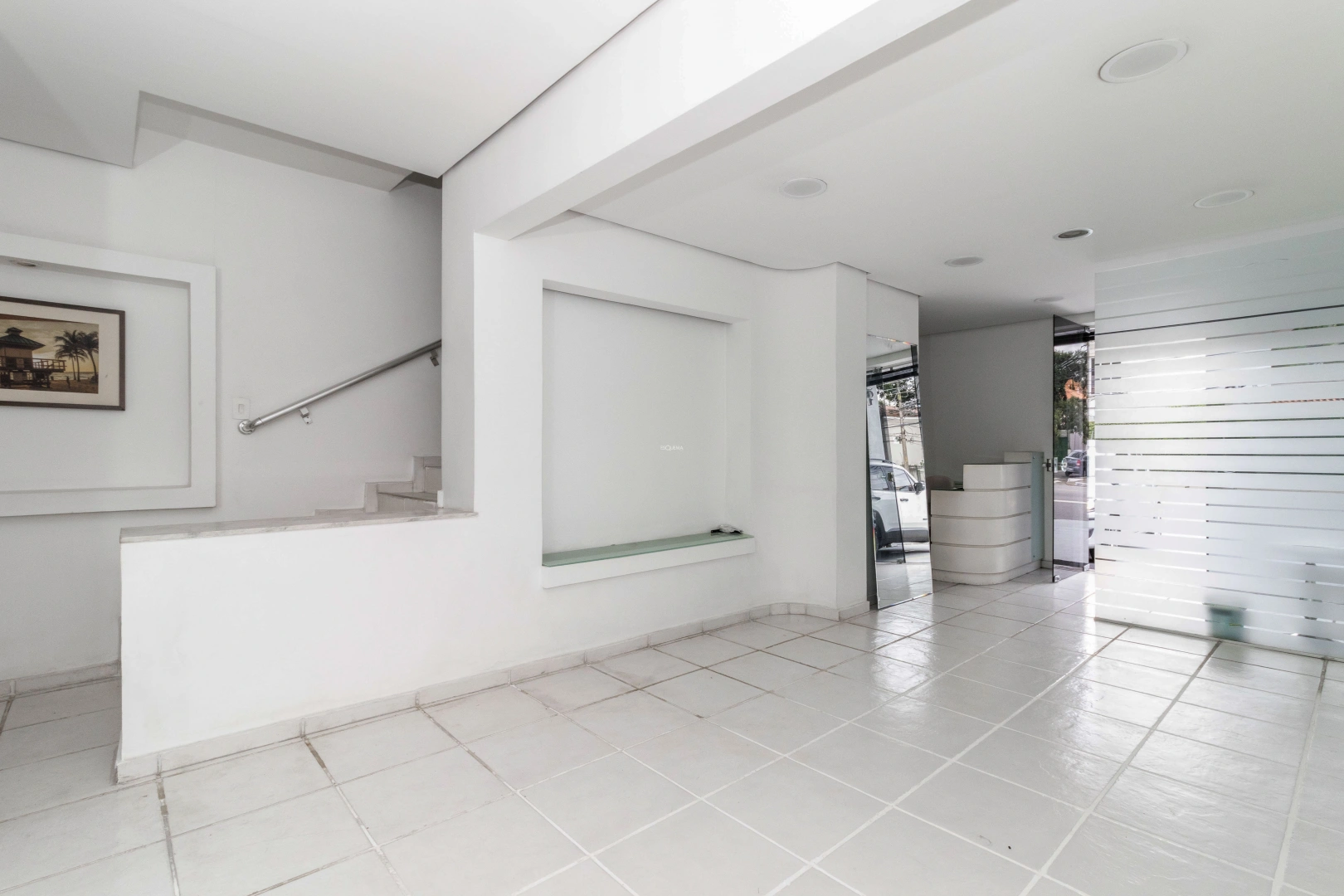 Casa comercial próxima ao Hotel Unique - Imagem 1