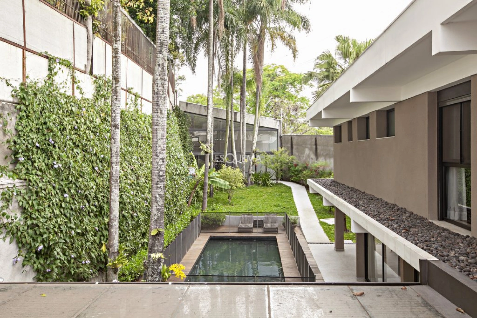 Casa com projeto moderno no Jardim Guedala - Imagem 3
