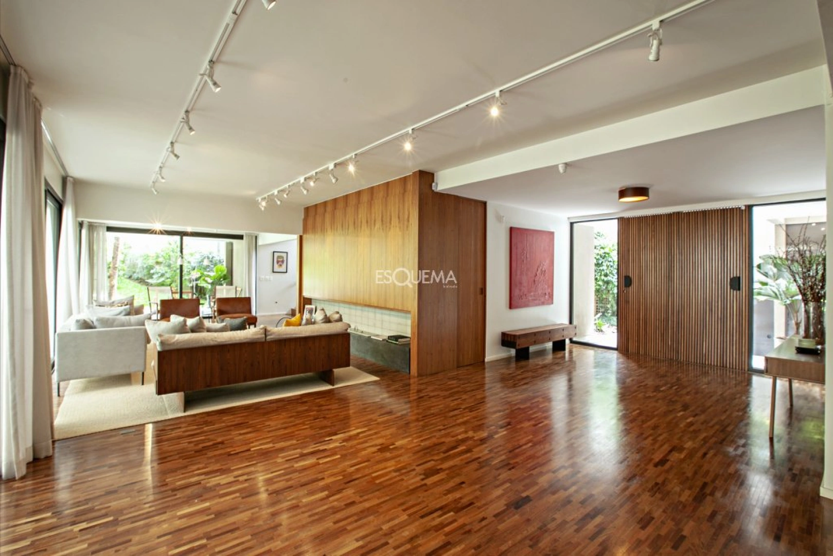 Casa com projeto moderno no Jardim Guedala - Imagem 7