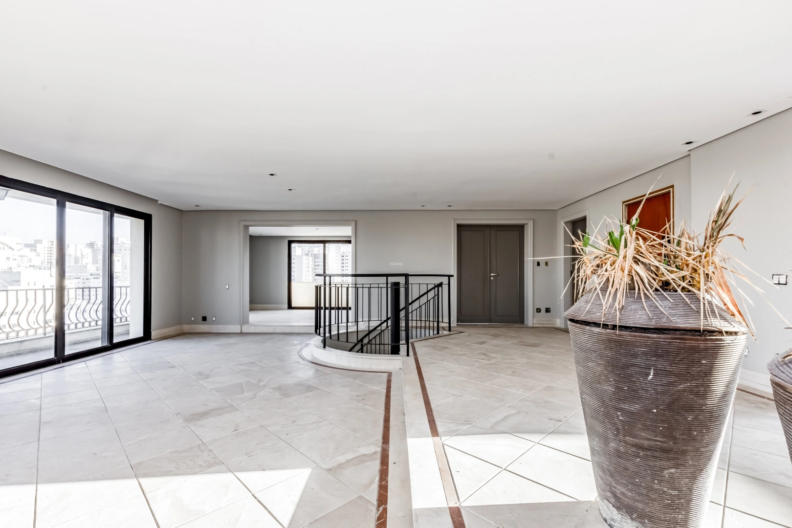 Cobertura duplex em localização privilegiada - Imagem 14