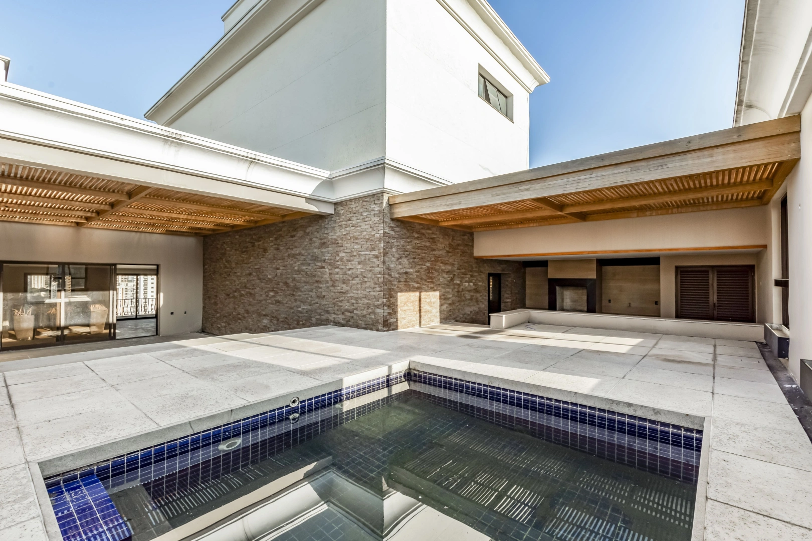 Cobertura duplex em localização privilegiada - Imagem 1
