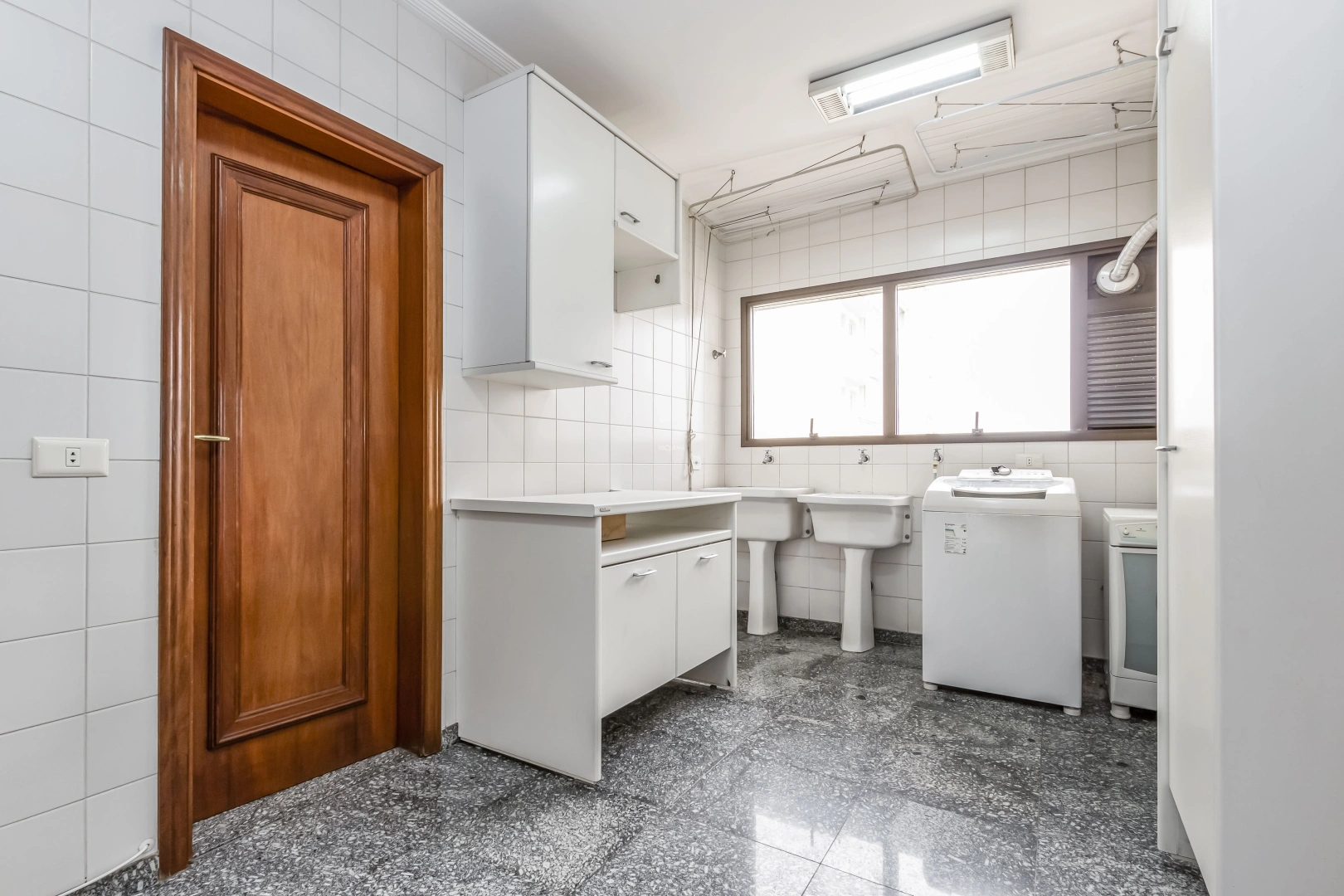 Apartamento próximo à Praça Vilaboim - Imagem 11