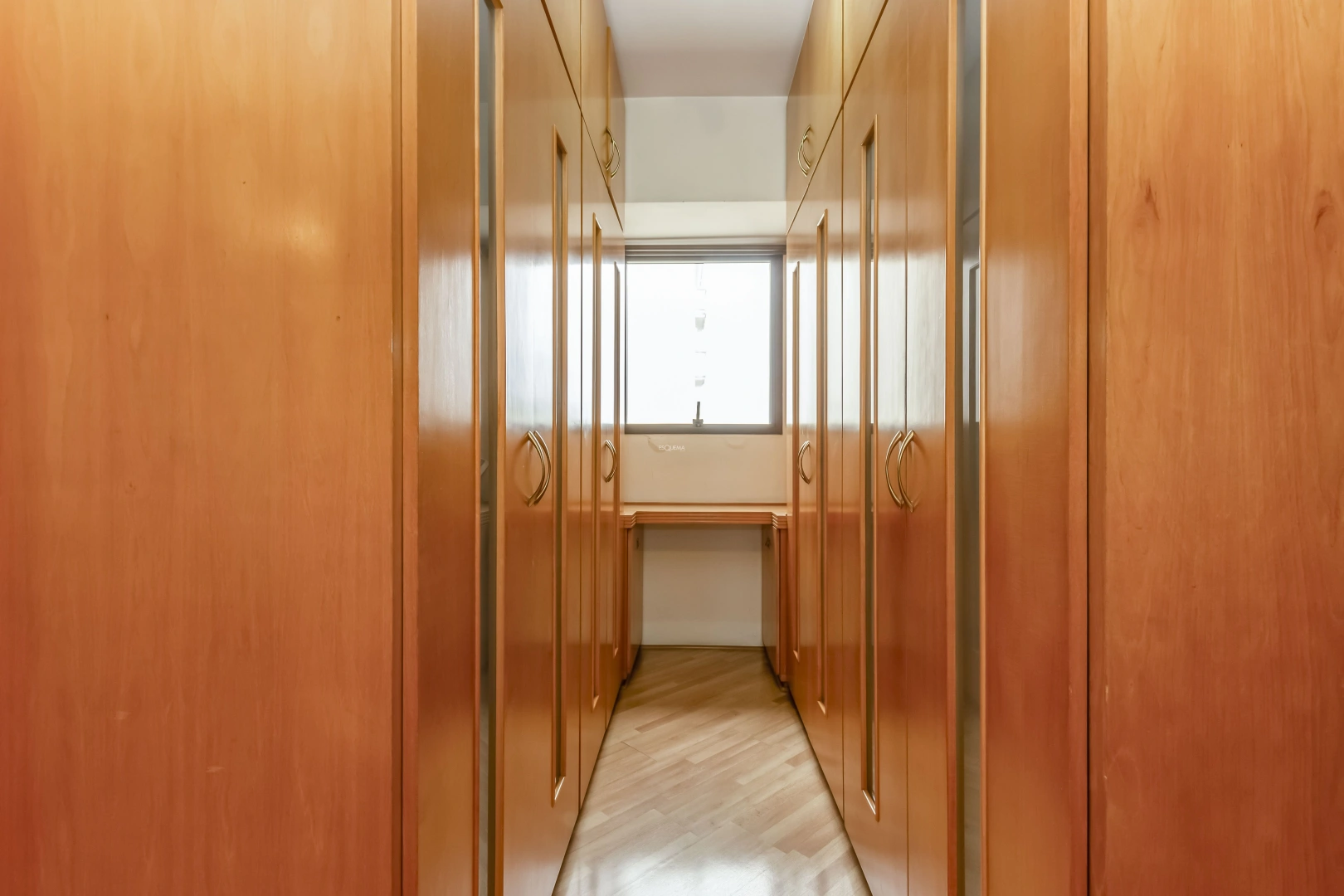 Apartamento próximo à Praça Vilaboim - Imagem 14