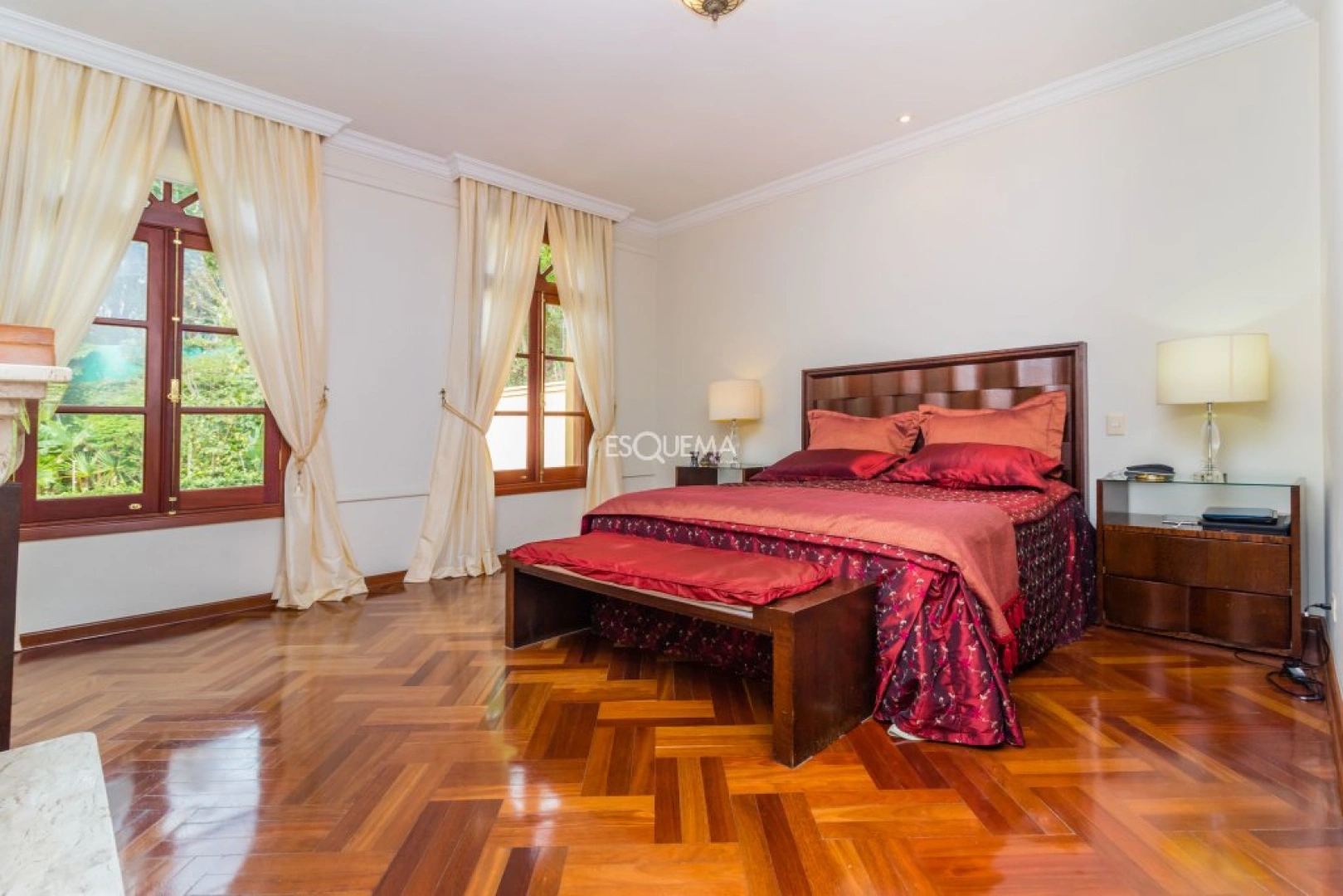 Casa em rua fechada com portão blindado. - Imagem 12
