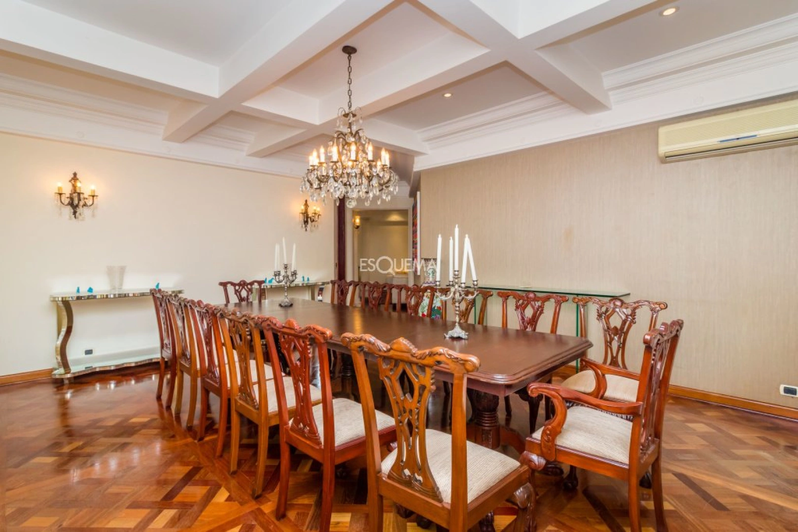Casa em rua fechada com portão blindado. - Imagem 8
