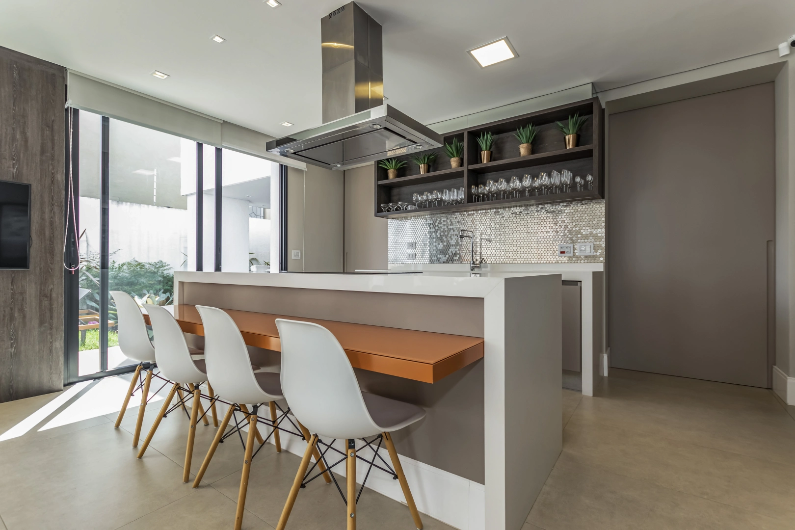 Casa nova e mobiliada no Jardim Paulista - Imagem 8