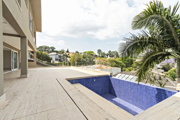 Casa nova com vista privilegiada