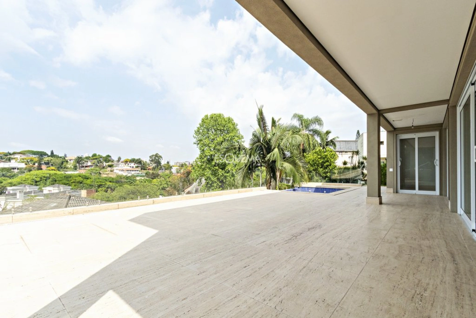 Casa nova com vista privilegiada - Imagem 3