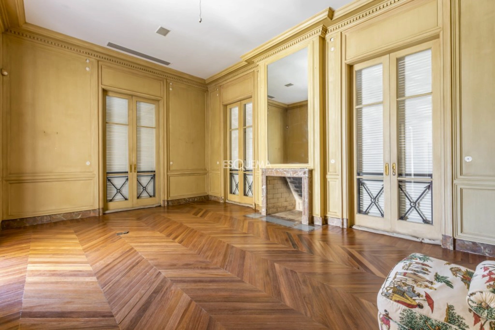 Casa com piscina em rua fechada - Imagem 12