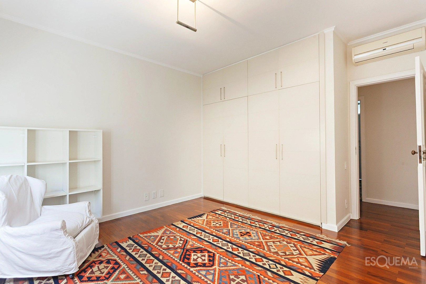 Apartamento reformado com vista permanente para a Praça Buenos Aires - Imagem 12