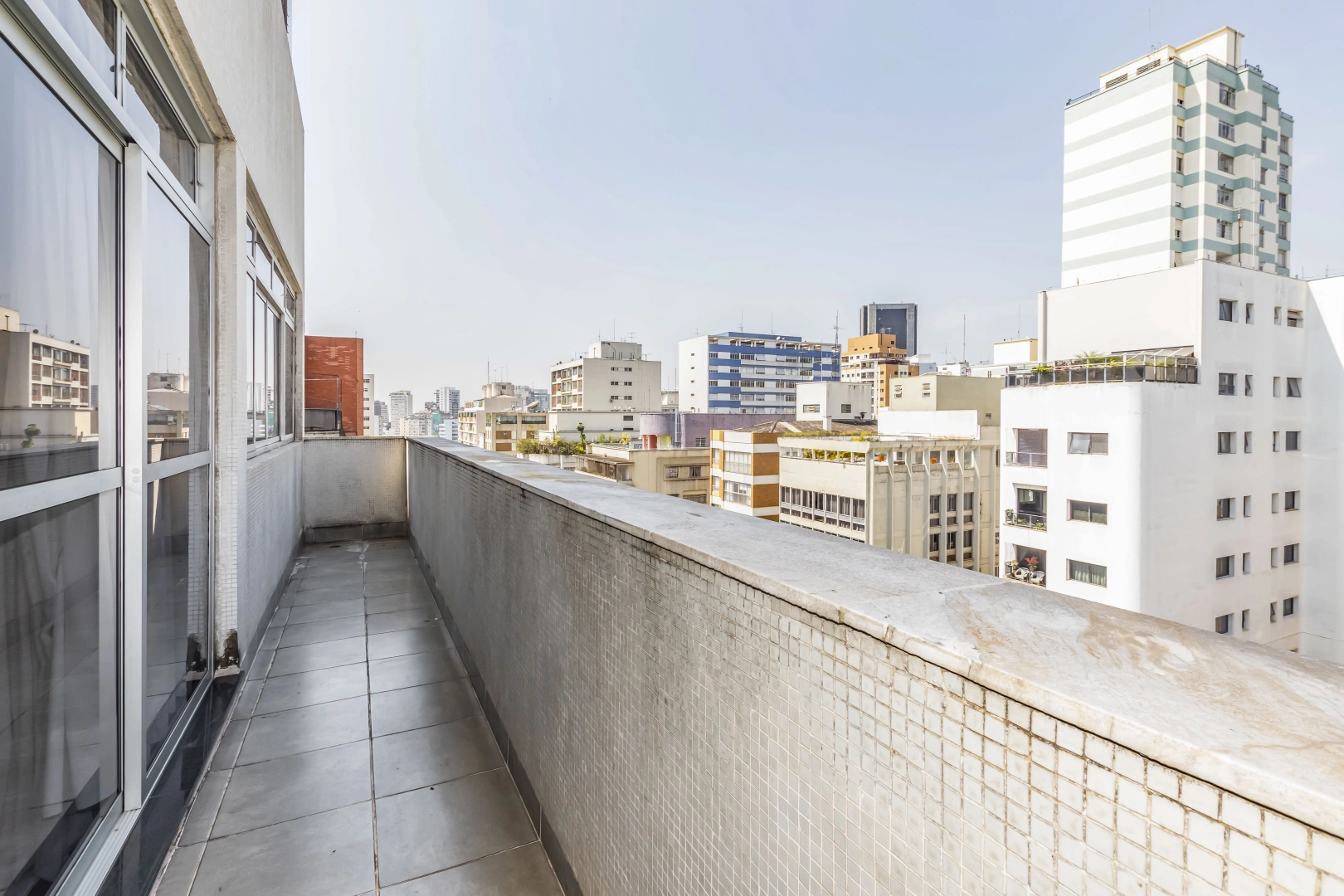 Cobertura duplex próxima à Praça Vilaboim - Imagem 13