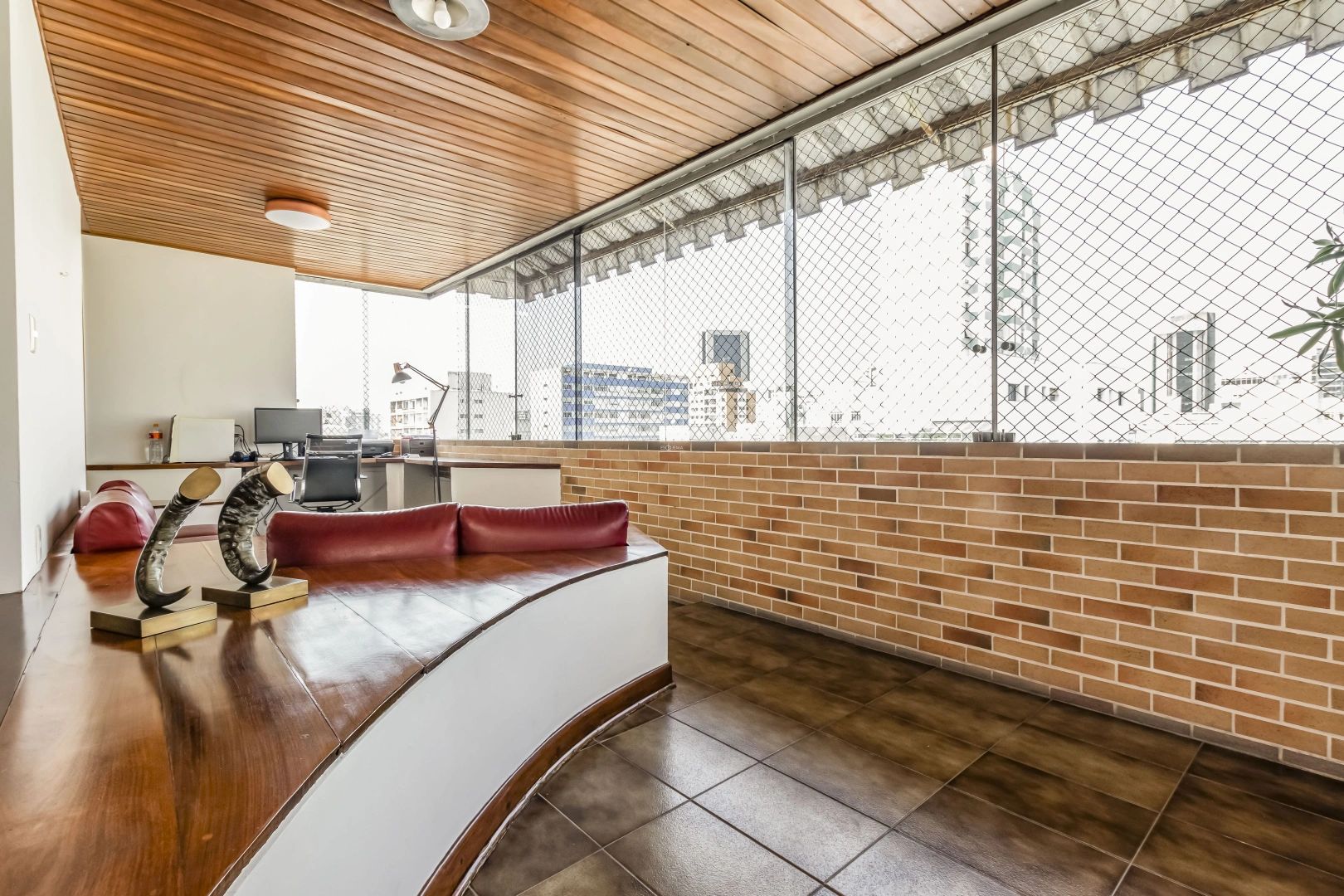 Cobertura duplex próxima à Praça Vilaboim - Imagem 9