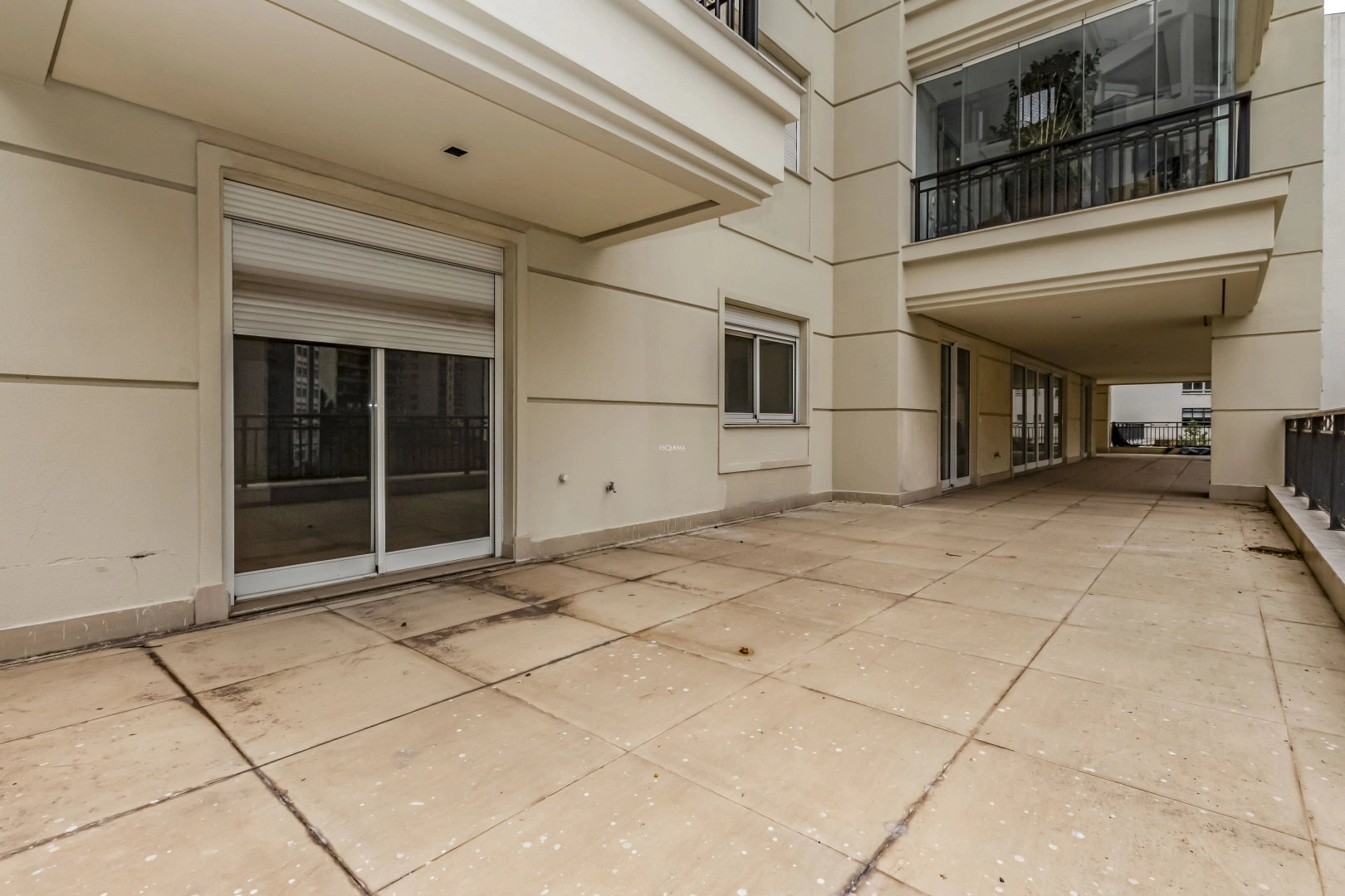 Apartamento em prédio com infraestrutura completa - Imagem 2