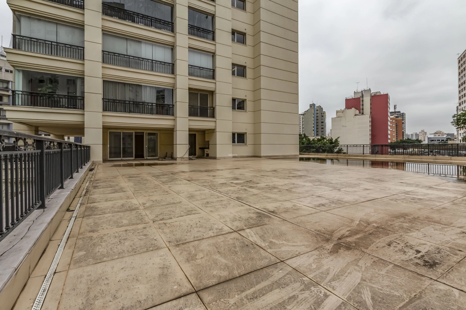 Apartamento em prédio com infraestrutura completa - Imagem 5