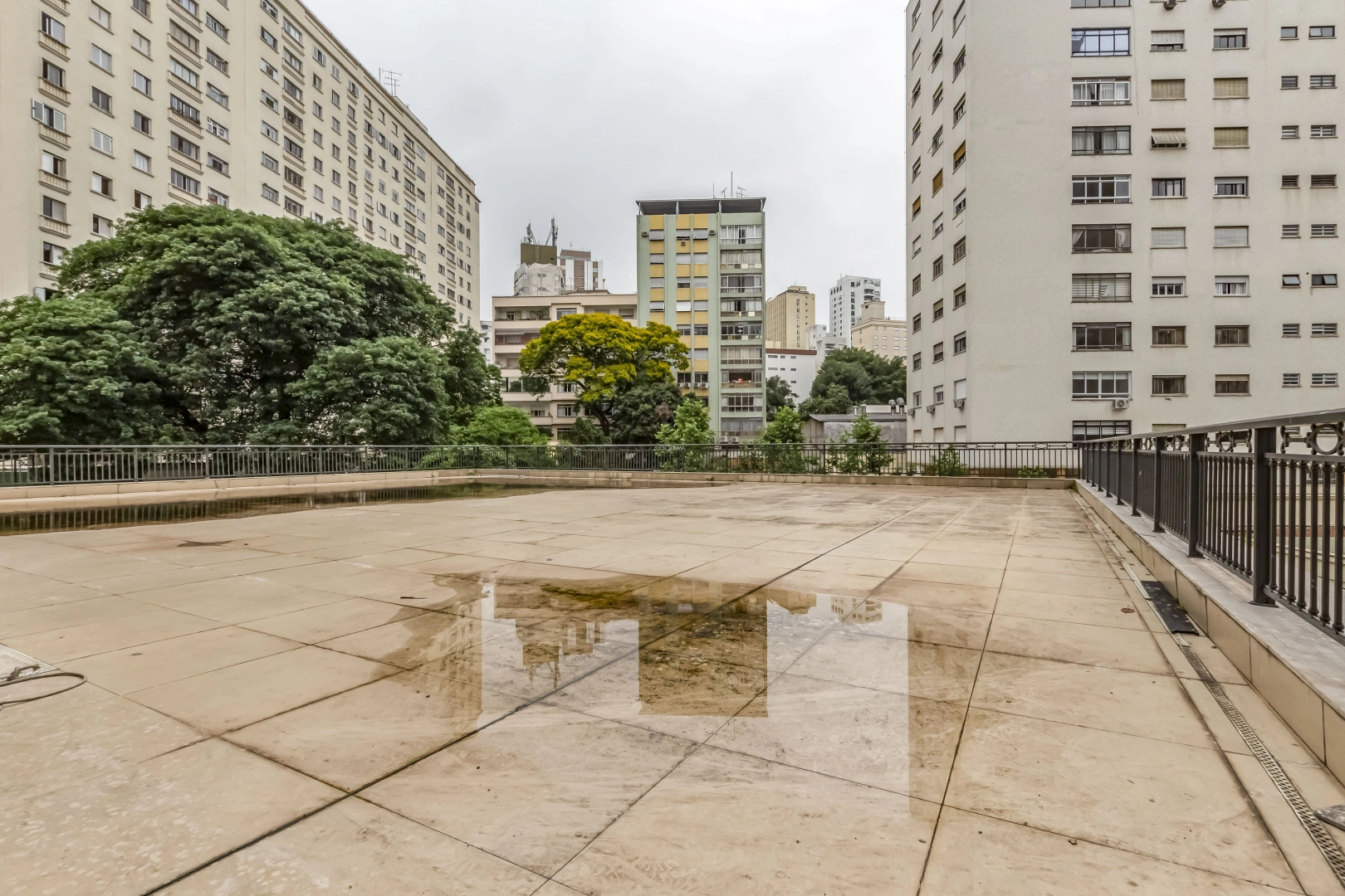 Apartamento em prédio com infraestrutura completa - Imagem 9