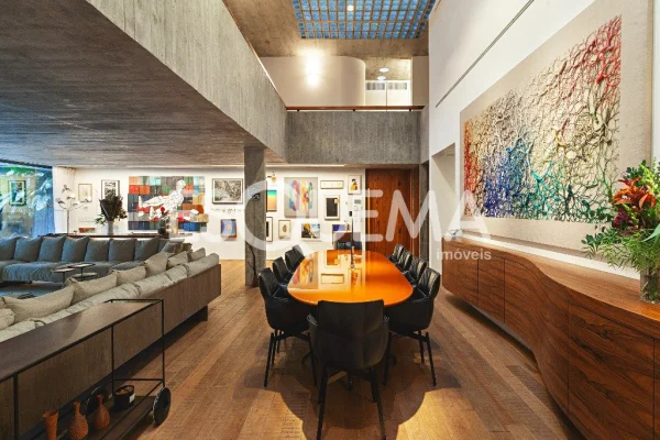 Casa modernista com projeto de Ruy Ohtake