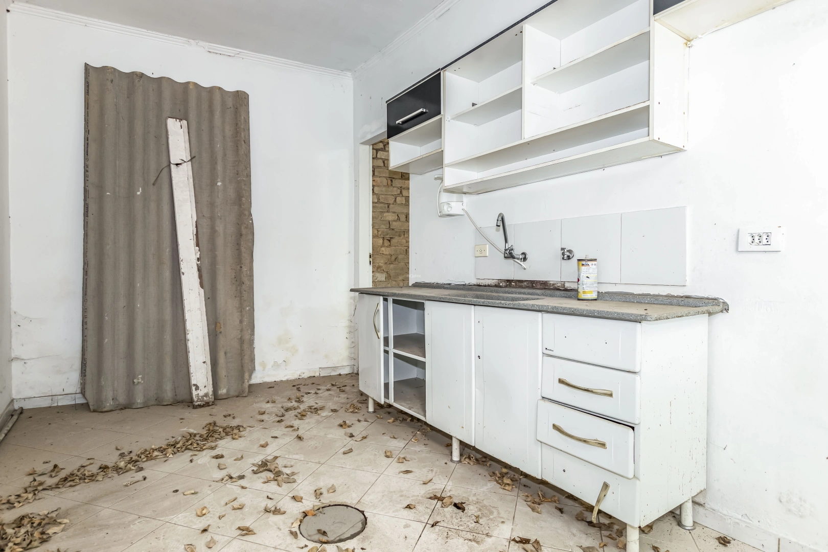 Casa comercial com edícula e jardim - Imagem 10