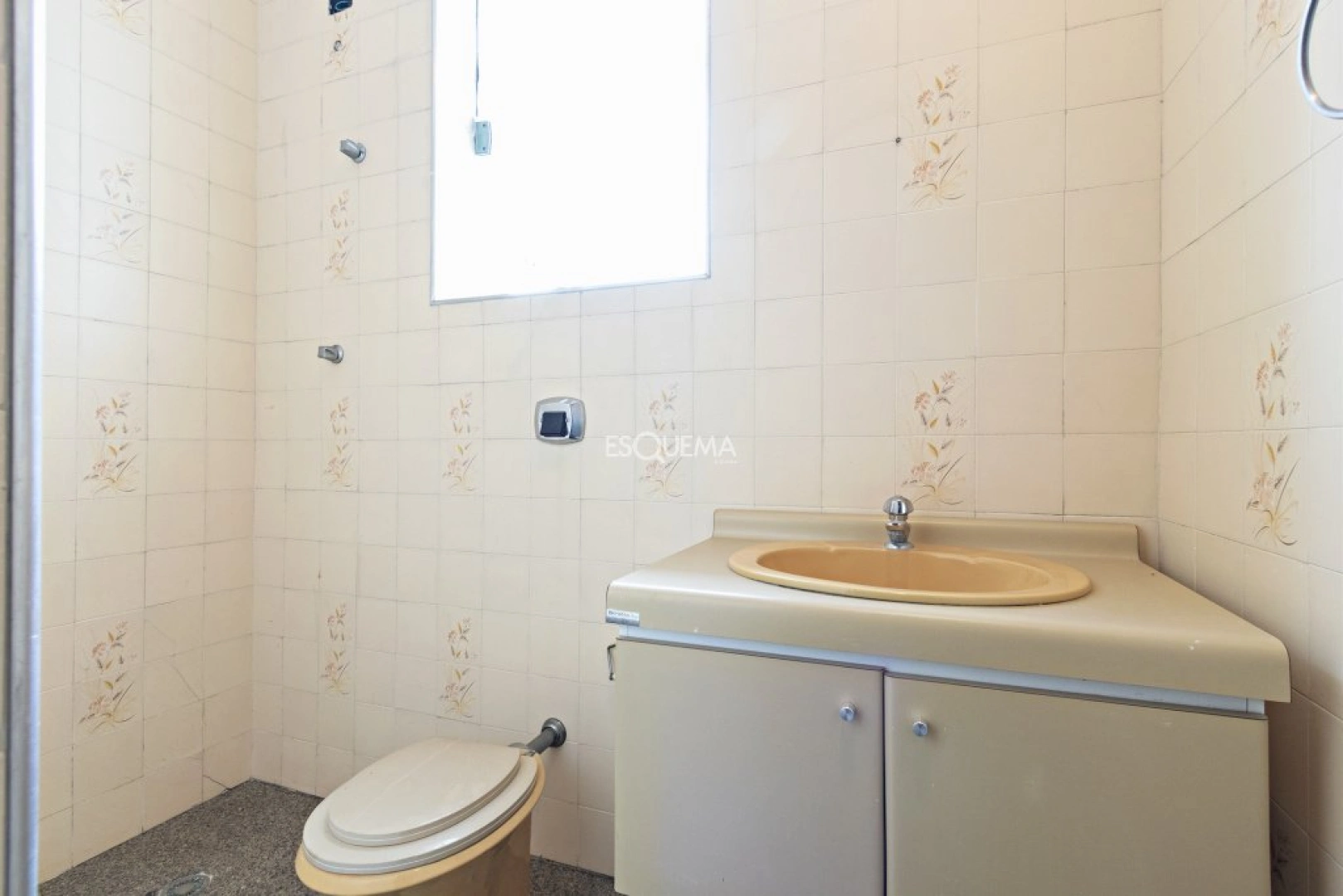 Casa comercial com edícula e jardim - Imagem 11