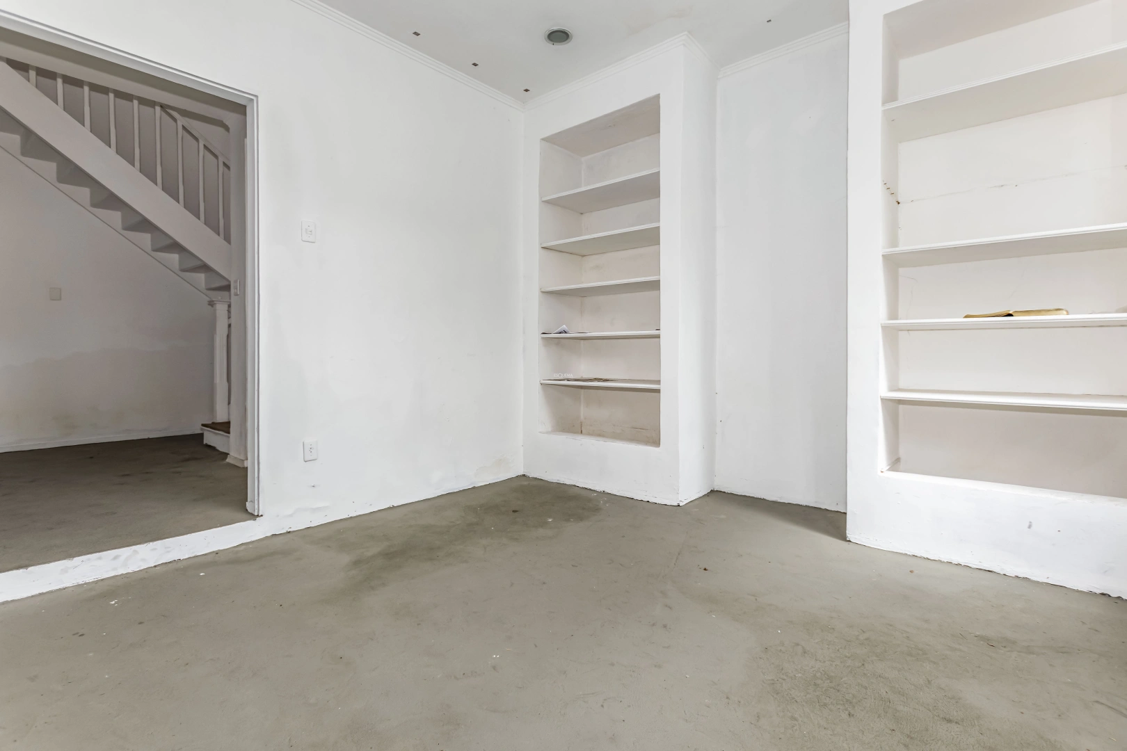Casa comercial com edícula e jardim - Imagem 6