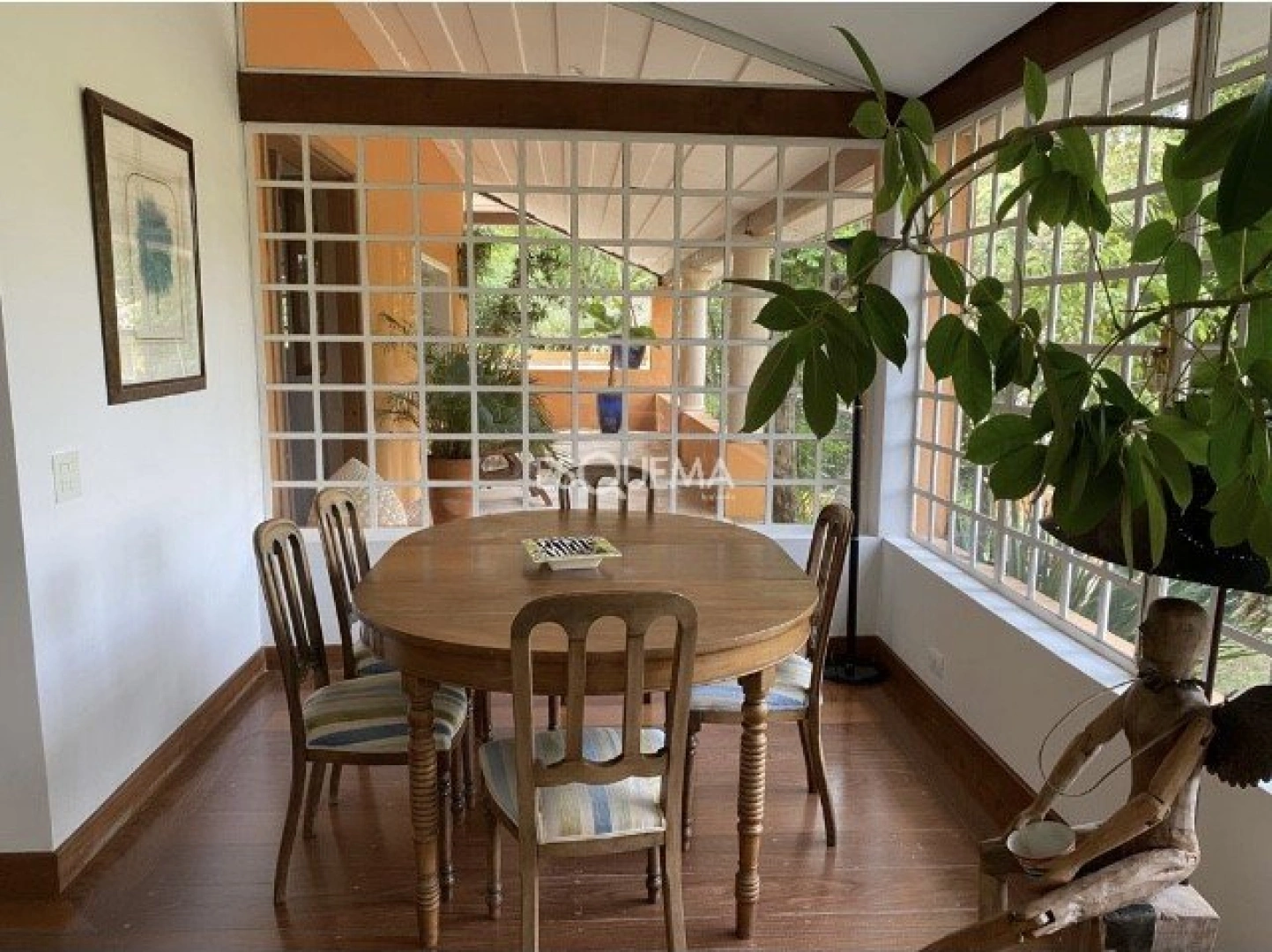 Casa em condomínio fechado e com segurança - Imagem 5
